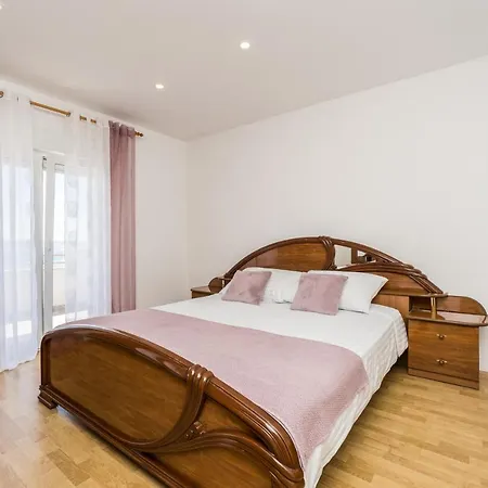 Marija Apartment Starigrad Paklenica